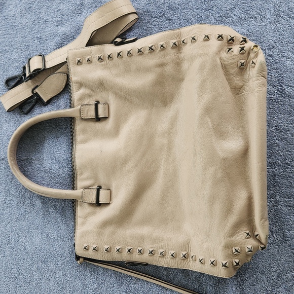 Elliott Lucca Creamy Beige Leather Tote Bag. Never Used. - Picture 2 of 4